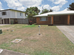 CONVENIENTLY LOCATED 2 BEDROOM DUPLEX