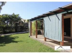 LARGE FAMILY HOME – BEACONSFIELD
