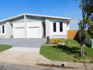 🏡 Quality-Built Duplex Investment in a Prime North Mackay Location 🏡