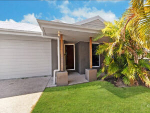 🏡 For Rent – 24 Galleon Circuit, Bucasia QLD 4750