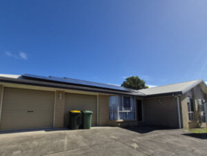SPACIOUS 4 BEDROOM FAMILY HOME WITH SPA