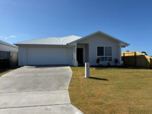 Brand New Stunning Hotondo-built Home in Blacks Beach