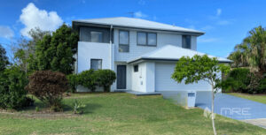 Stunning 3-Bedroom Family Home in Andergrove Lakes – $650 per Week