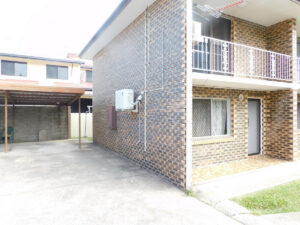 2 BEDROOM UNIT IN MACKAY CITY