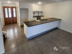 FABULOUS, EXECUTIVE TOWNHOUSE!