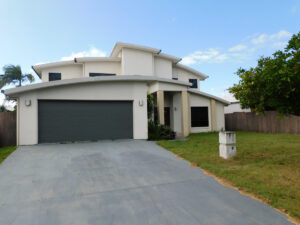 BREAK LEASE – LIFESTYLE LIVING – BLACKS BEACH
