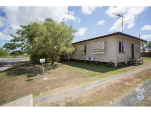 Two bedroom unit with garden shed and fenced yard